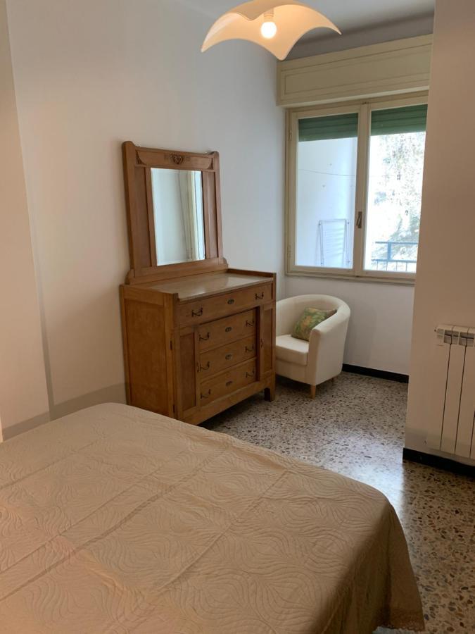 Casa Bianca 2 - Confortevole In Centro A Монелья Екстер'єр фото