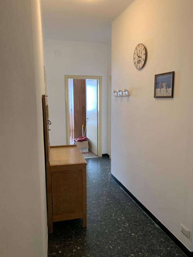 Casa Bianca 2 - Confortevole In Centro A Монелья Екстер'єр фото