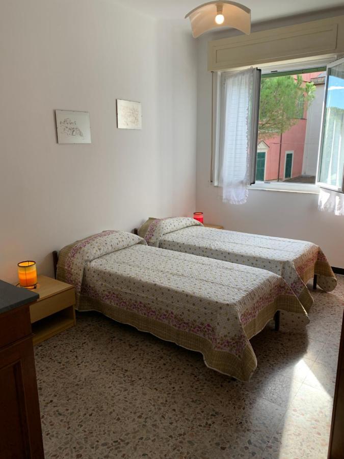 Casa Bianca 2 - Confortevole In Centro A Монелья Екстер'єр фото